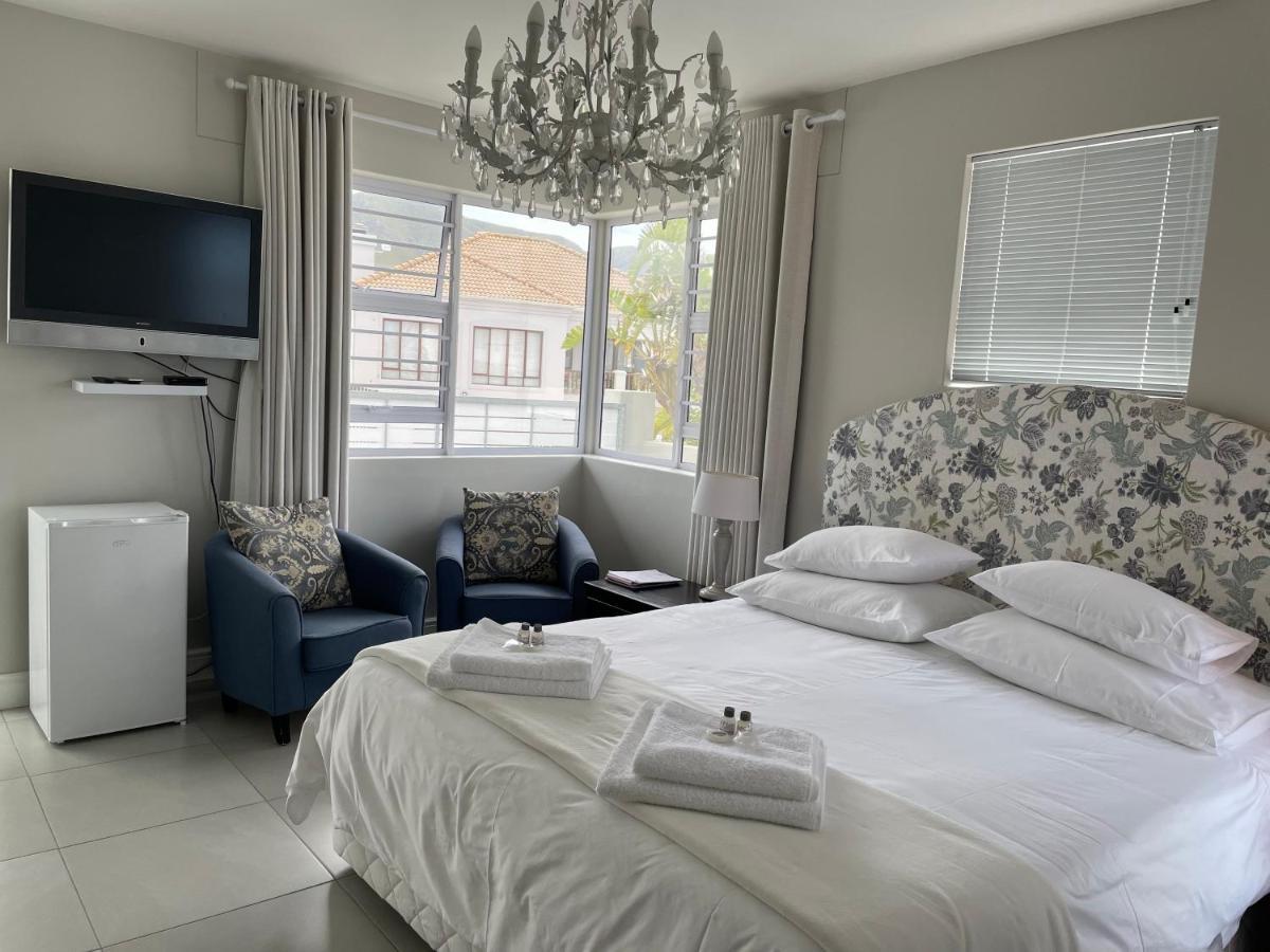 Vermont Hermanus - Views, Sunny, Right On The Sea Exterior foto