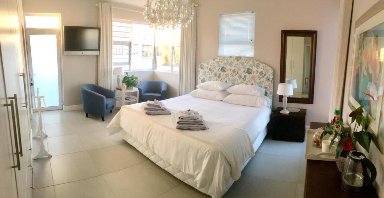 Vermont Hermanus - Views, Sunny, Right On The Sea Exterior foto